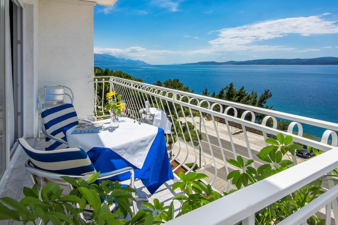 Apartments And Rooms By The Sea Lokva Rogoznica, Omis - 2973 Exterior photo