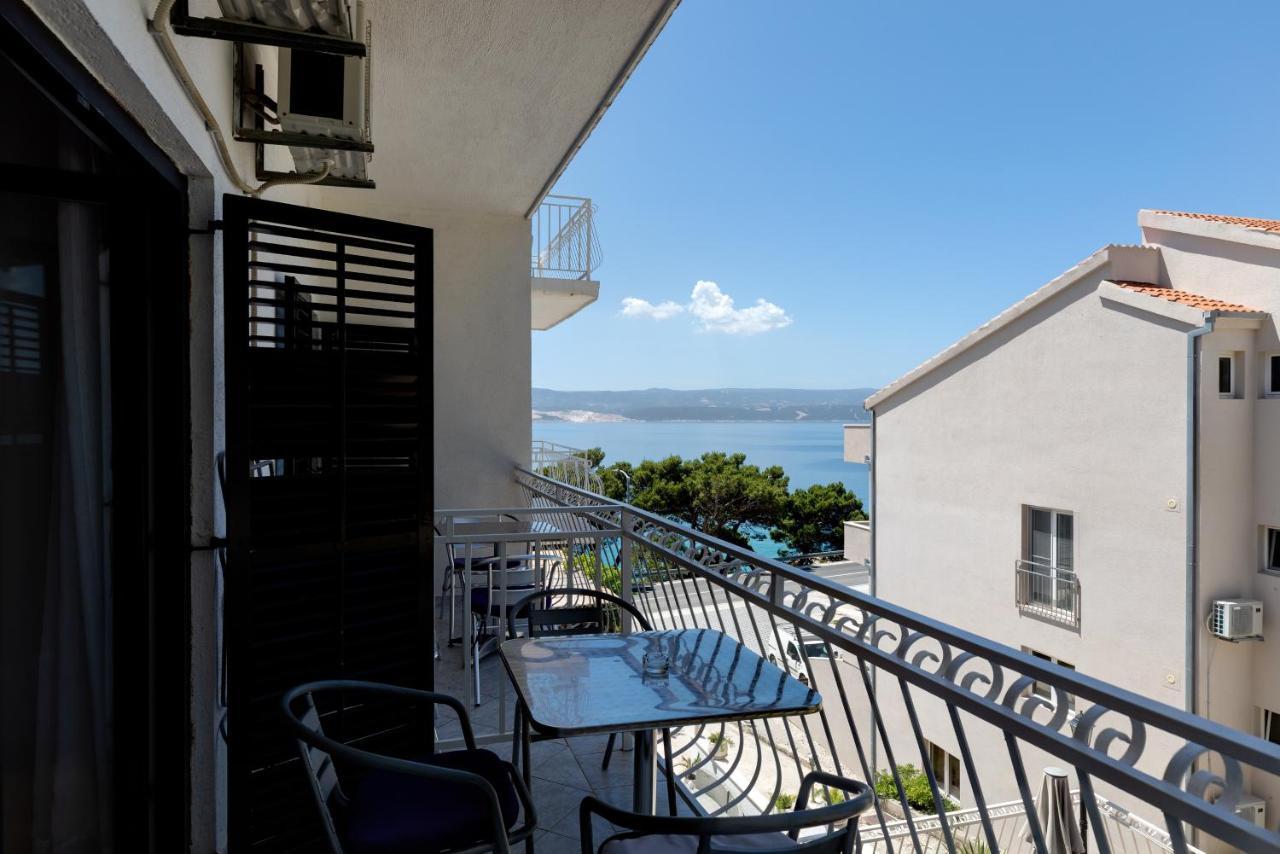 Apartments And Rooms By The Sea Lokva Rogoznica, Omis - 2973 Exterior photo