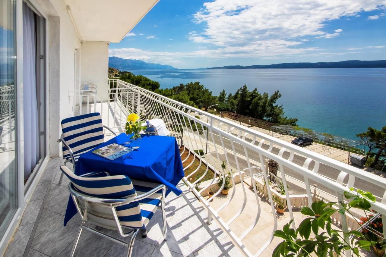 Apartments And Rooms By The Sea Lokva Rogoznica, Omis - 2973 Exterior photo